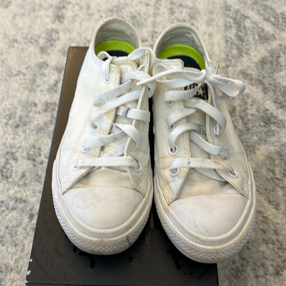 Converse - Picture 1 of 5